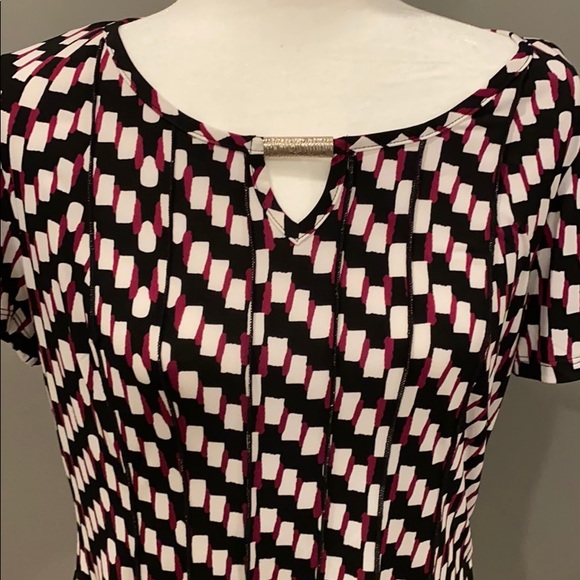 Roz & Ali Shirt - Picture 2 of 5